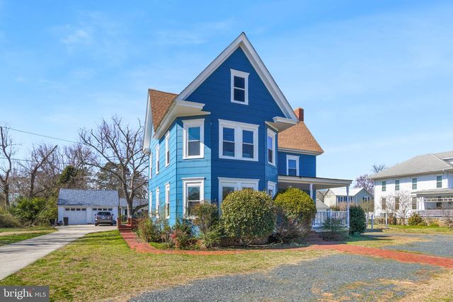 6348 CHURCH ST, Chincoteague Island, VA 23336