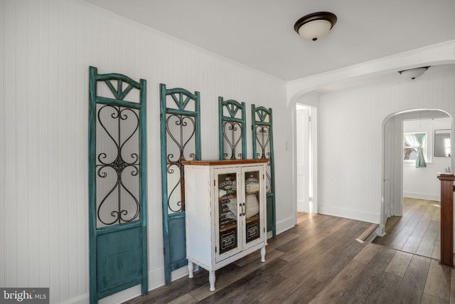 6348 CHURCH ST, Chincoteague Island, VA 23336