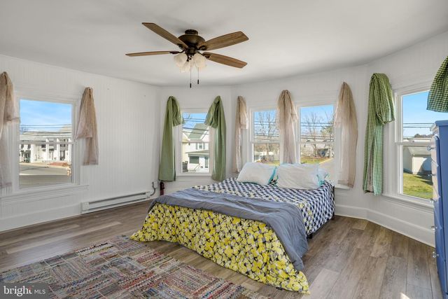 6348 CHURCH ST, Chincoteague Island, VA 23336