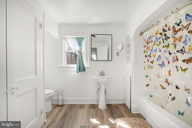 6348 CHURCH ST, Chincoteague Island, VA 23336