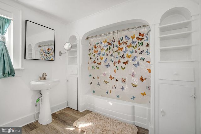 6348 CHURCH ST, Chincoteague Island, VA 23336