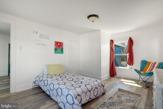 6348 CHURCH ST, Chincoteague Island, VA 23336