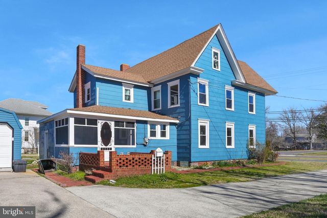 6348 CHURCH ST, Chincoteague Island, VA 23336