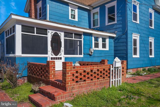 6348 CHURCH ST, Chincoteague Island, VA 23336