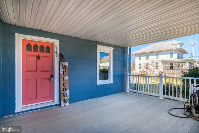 6348 CHURCH ST, Chincoteague Island, VA 23336