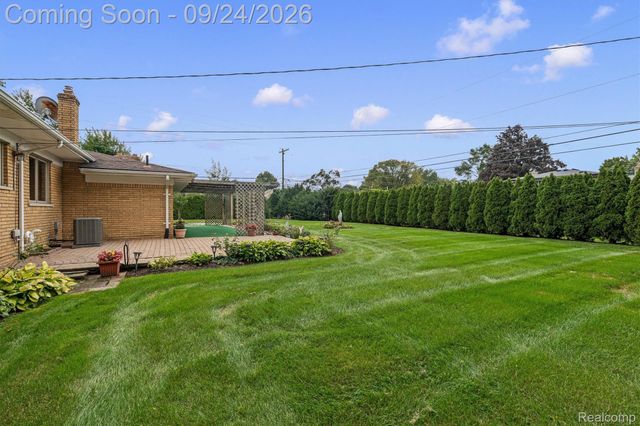 5919 Yarmouth Drive, Shelby Charter Township, MI 48316