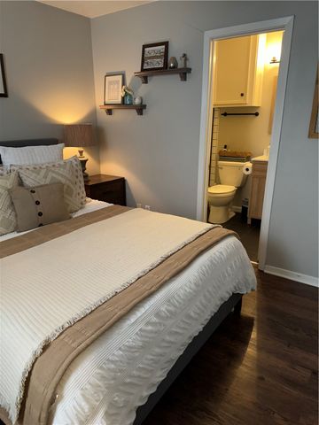 904 Camellia Court B, College Station, TX 77840