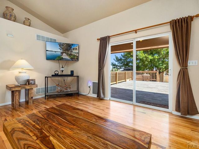 1206 W Shenandoah Dr, Pueblo West, CO 81007