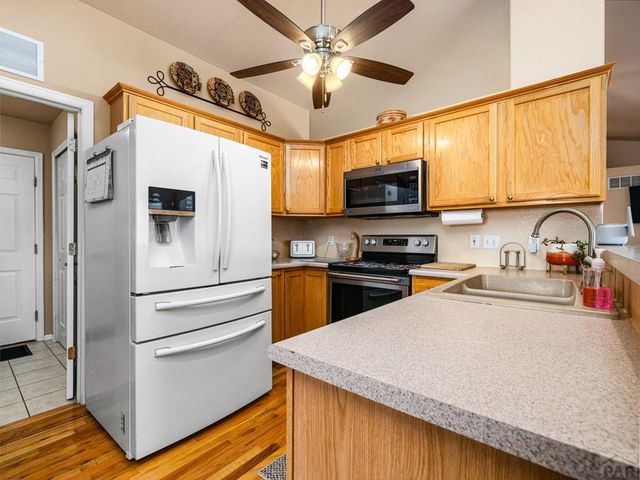1206 W Shenandoah Dr, Pueblo West, CO 81007