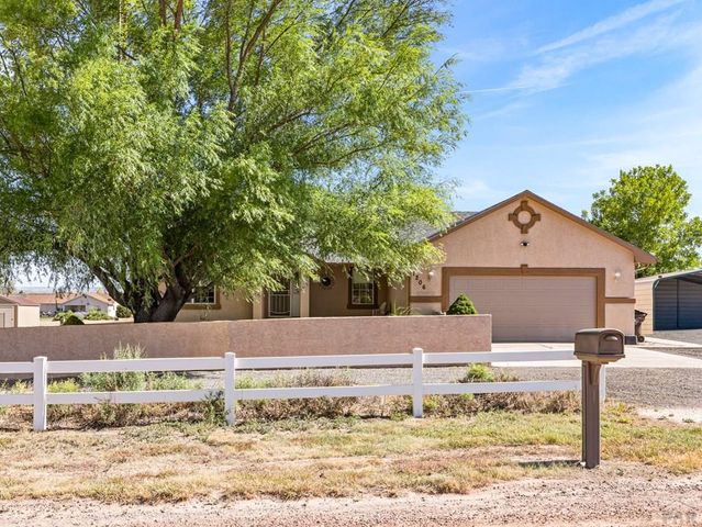 1206 W Shenandoah Dr, Pueblo West, CO 81007