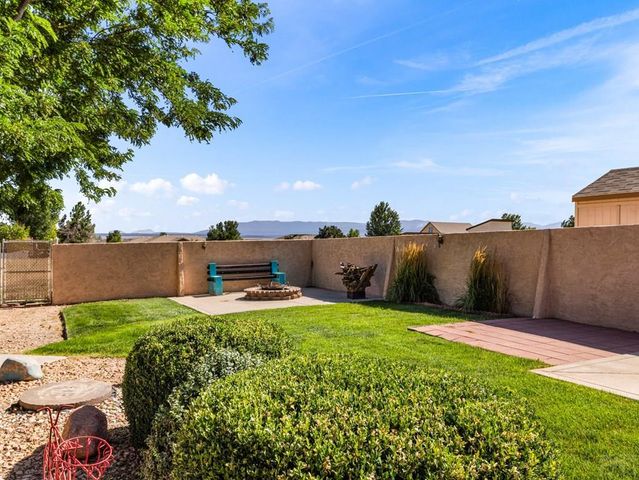 1206 W Shenandoah Dr, Pueblo West, CO 81007