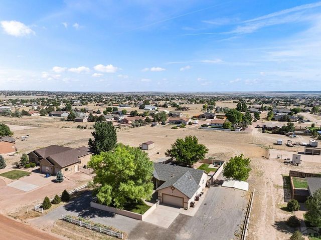 1206 W Shenandoah Dr, Pueblo West, CO 81007