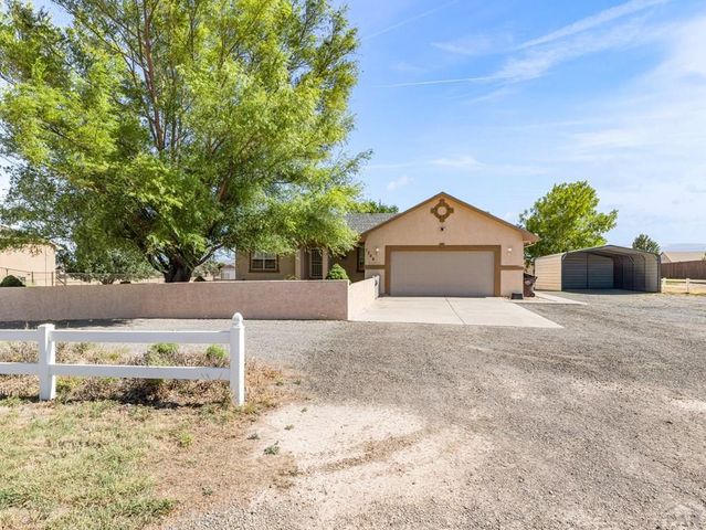 1206 W Shenandoah Dr, Pueblo West, CO 81007