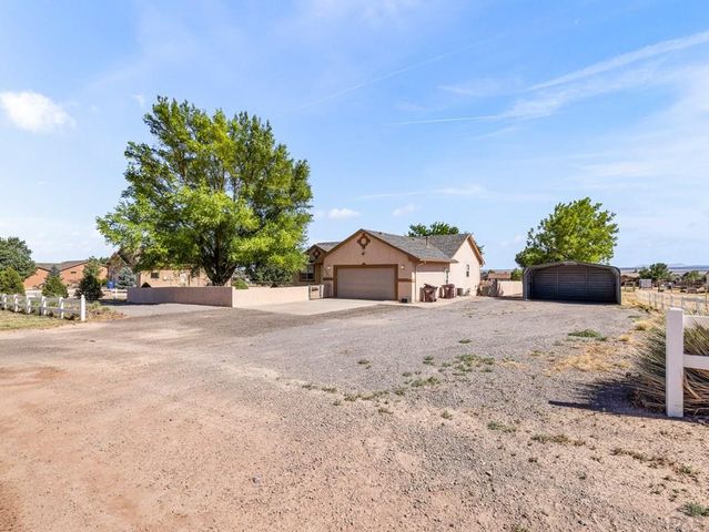 1206 W Shenandoah Dr, Pueblo West, CO 81007