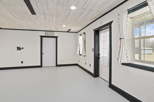 1760 County Road 4608, Troup, TX 75789