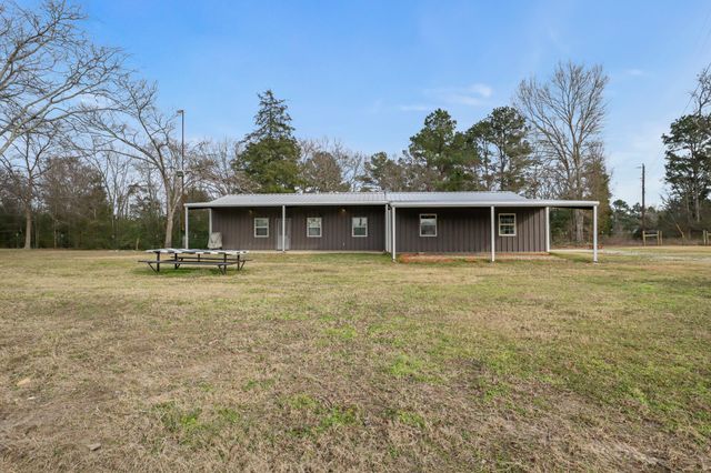 1760 County Road 4608, Troup, TX 75789