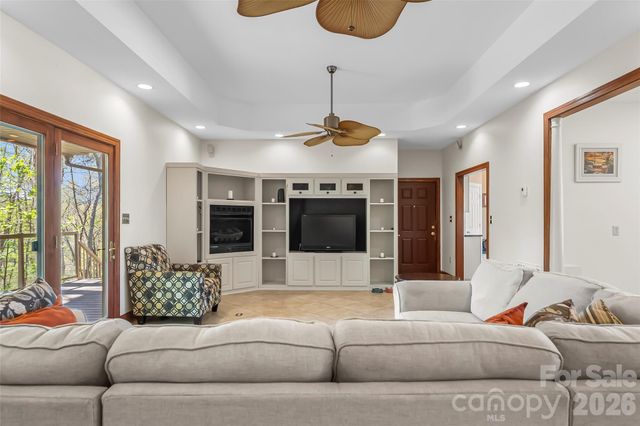 4639 Harbor View Terrace, Morganton, NC 28655
