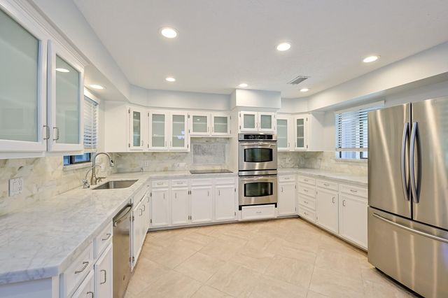 24603 Lori Lane, Magnolia, TX 77355