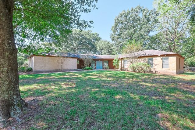 24603 Lori Lane, Magnolia, TX 77355