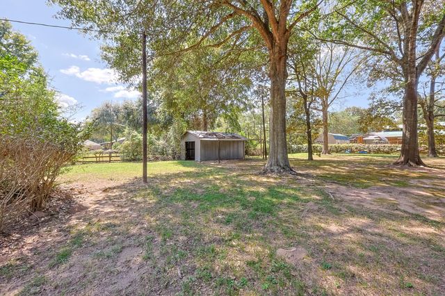 24603 Lori Lane, Magnolia, TX 77355