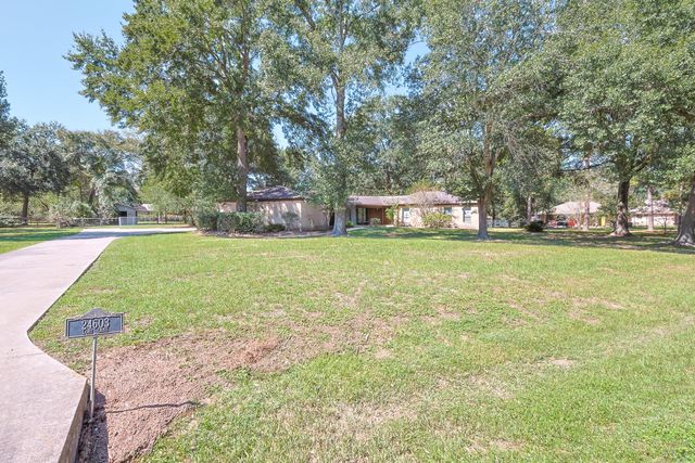 24603 Lori Lane, Magnolia, TX 77355