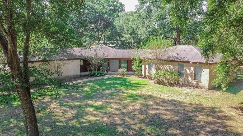 24603 Lori Lane, Magnolia, TX 77355
