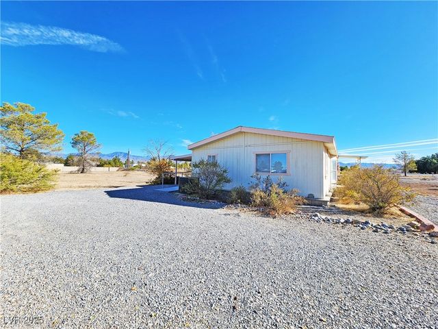1610 East Manse Road, Pahrump, NV 89048
