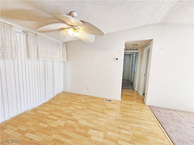 1610 East Manse Road, Pahrump, NV 89048