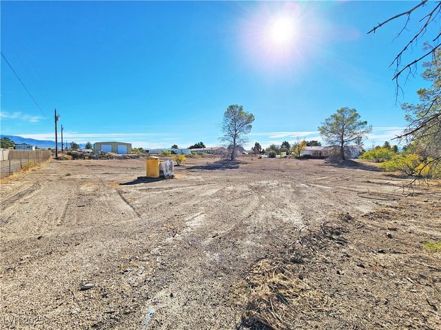 1610 East Manse Road, Pahrump, NV 89048