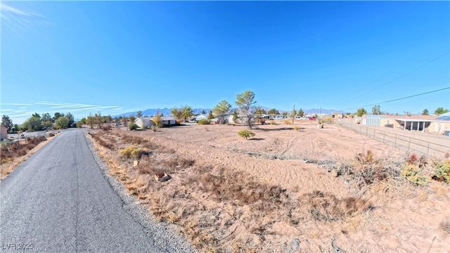 1610 East Manse Road, Pahrump, NV 89048