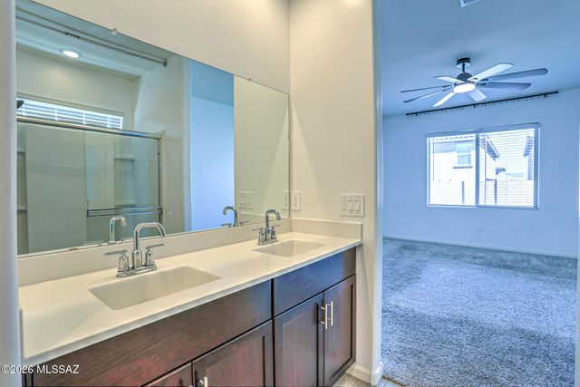 6872 W Star Garden Way, Tucson, AZ 85757