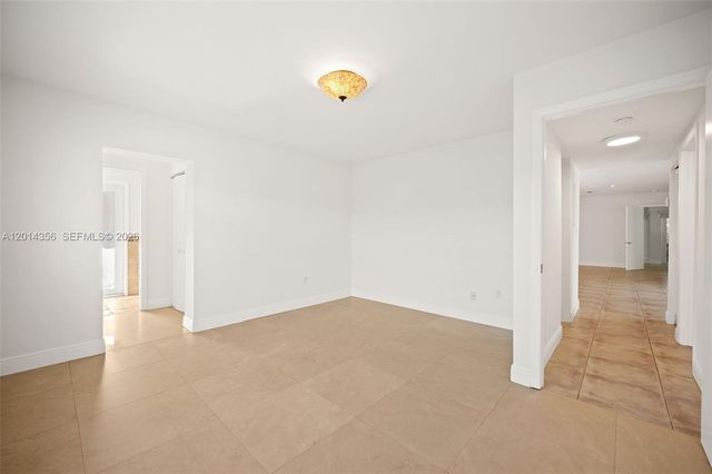 512 Warren Ln, Key Biscayne, FL 33149