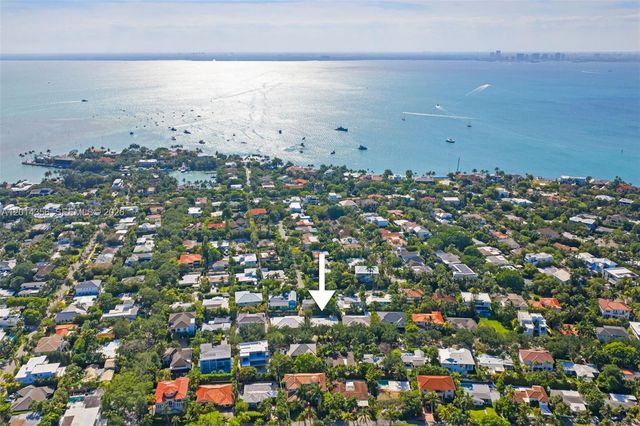 512 Warren Ln, Key Biscayne, FL 33149