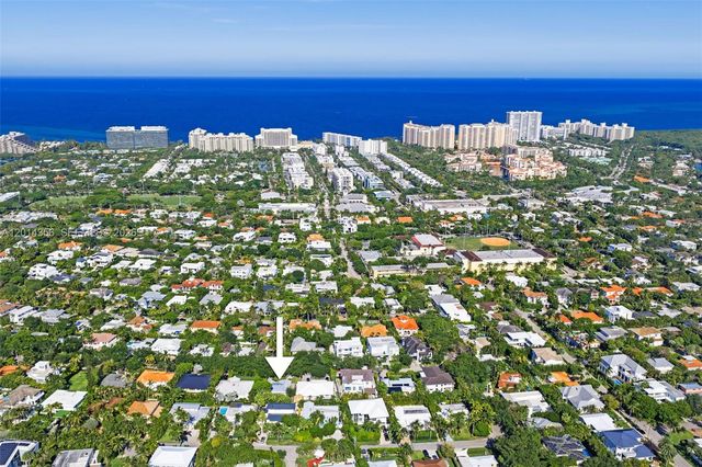 512 Warren Ln, Key Biscayne, FL 33149