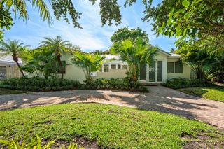 512 Warren Ln, Key Biscayne, FL 33149