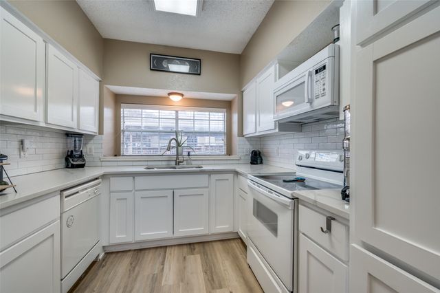 3550 Country Square Drive 505, Carrollton, TX 75006