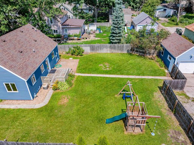 569 Glen Street SW, Hutchinson, MN 55350