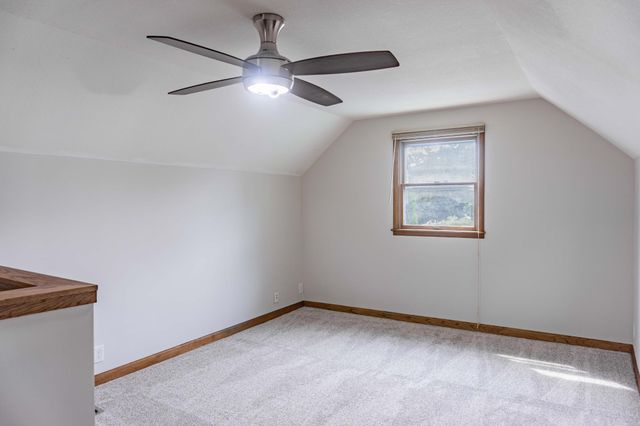 569 Glen Street SW, Hutchinson, MN 55350