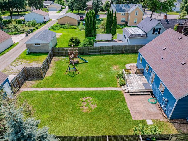 569 Glen Street SW, Hutchinson, MN 55350