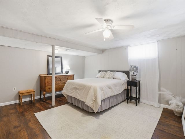 14 Walnut Rd, Chelmsford, MA 01824