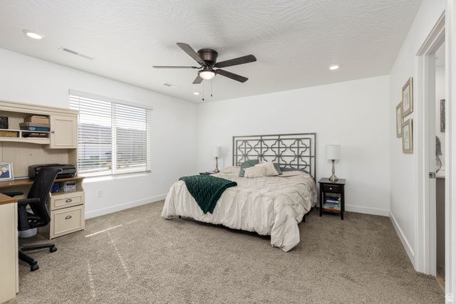 1455 S RIPPLE ROCK DR, Washington, UT 84780