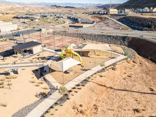 1455 S RIPPLE ROCK DR, Washington, UT 84780