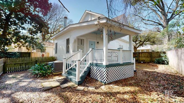 11 Rickarby Place, Mobile, AL 36606