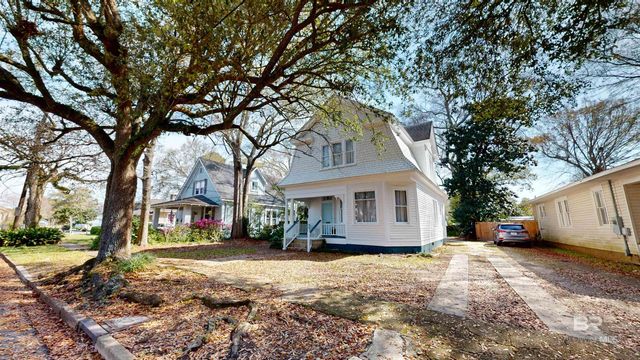 11 Rickarby Place, Mobile, AL 36606