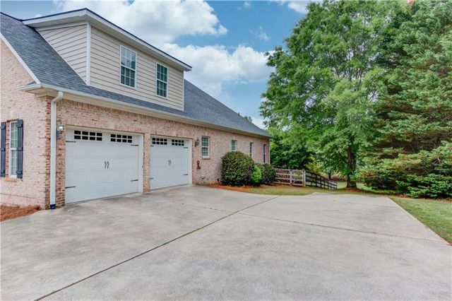 5667 Britt Whitmire Road, Gainesville, GA 30506