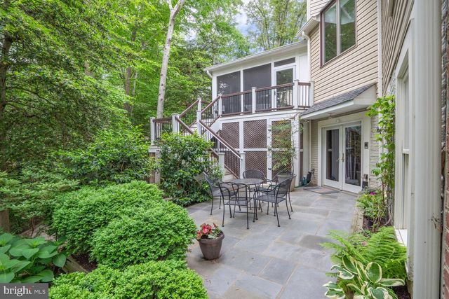 9211 BEXLEYWOOD CT, Fairfax Station, VA 22039