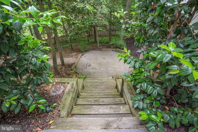 9211 BEXLEYWOOD CT, Fairfax Station, VA 22039