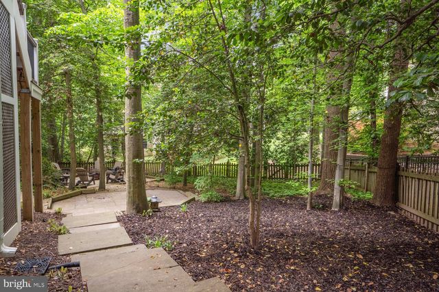 9211 BEXLEYWOOD CT, Fairfax Station, VA 22039