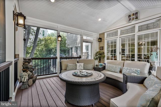 9211 BEXLEYWOOD CT, Fairfax Station, VA 22039
