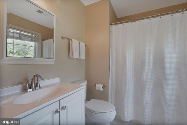 9211 BEXLEYWOOD CT, Fairfax Station, VA 22039